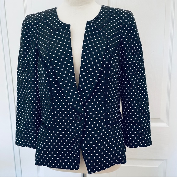 White and Black women’s blazer size 14 - Picture 8 of 9